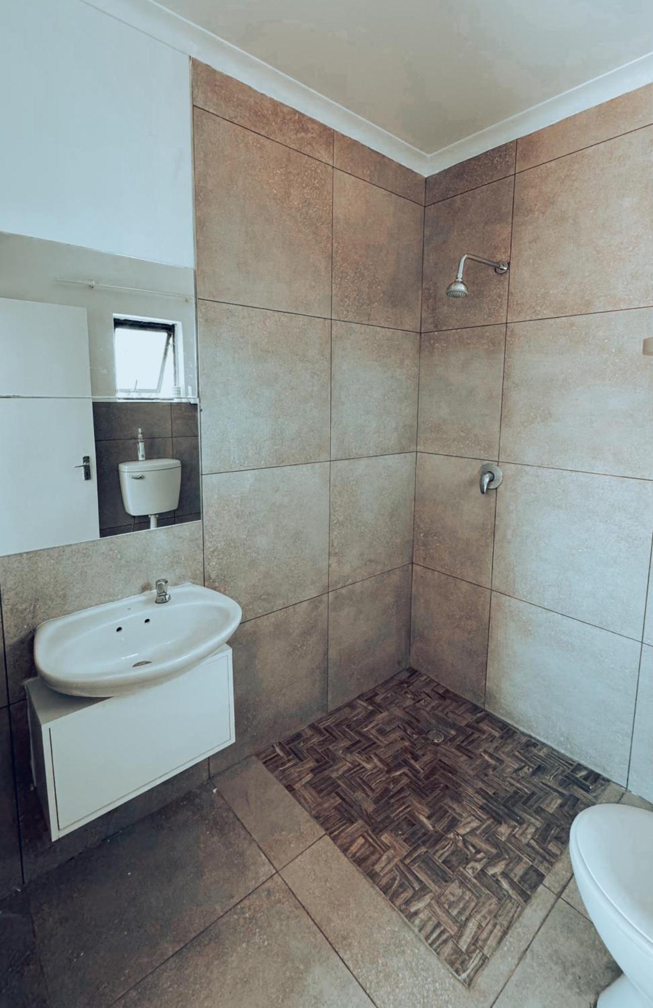 Central Nomad Apartment Windhoek Bagian luar foto